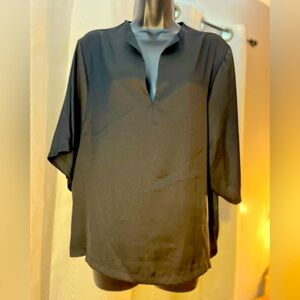 Black dress shirt Worthington Size L